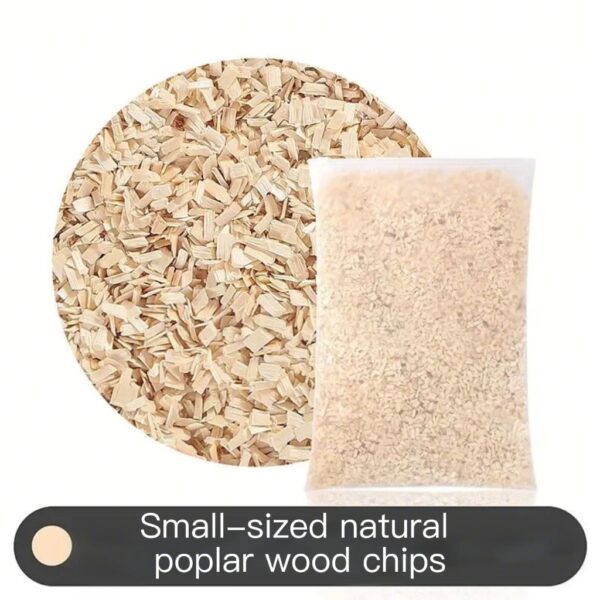 Small-sized natural poplar wood chips